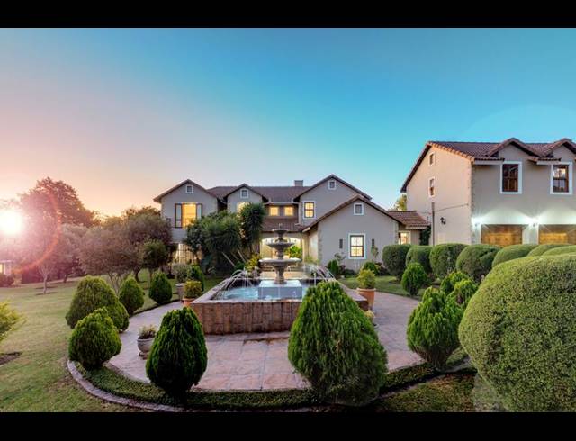 7 BEDROOM HOUSE FOR SALE IN CHARTWELL A.H.